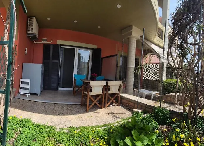 Elira - Apartment,