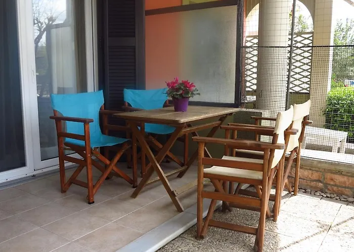 Elira - Apartment,