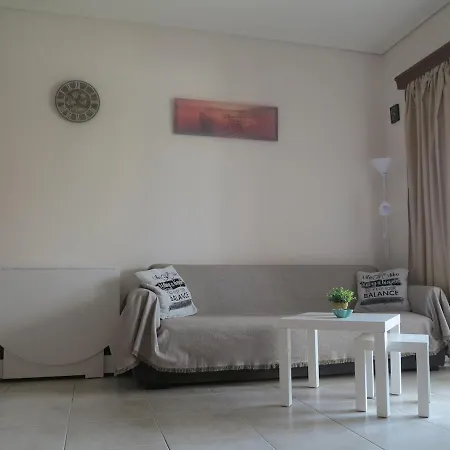 Elira - Apartment, Lejlighed *